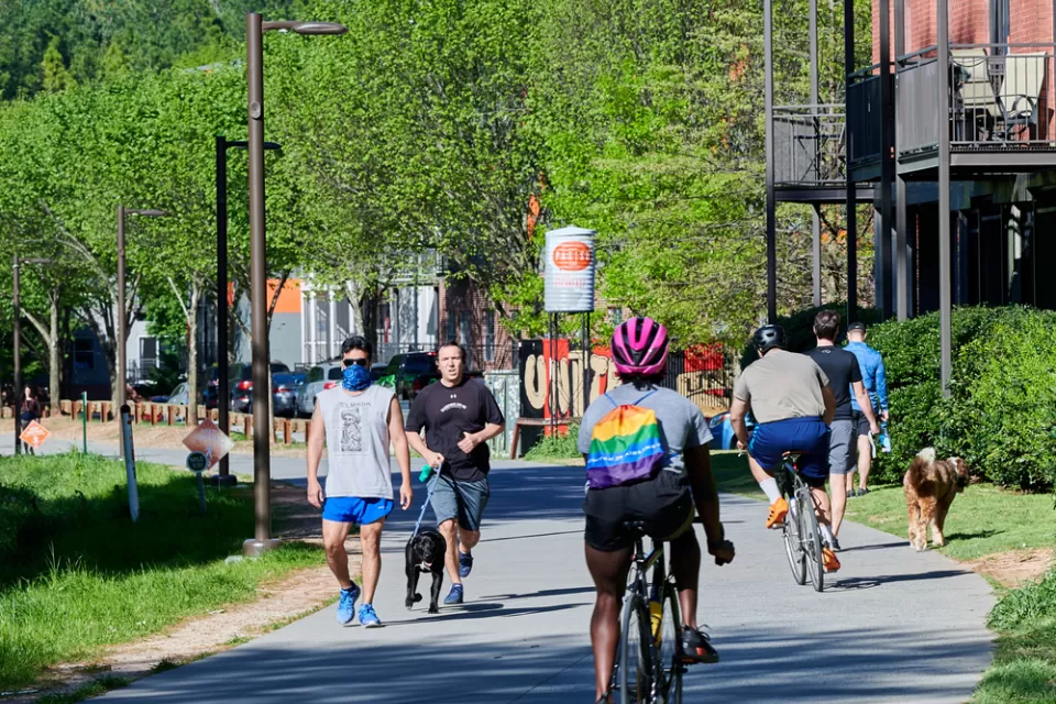 Pedestrians and people on bikes on Atlanta BeltLine multiuse trail